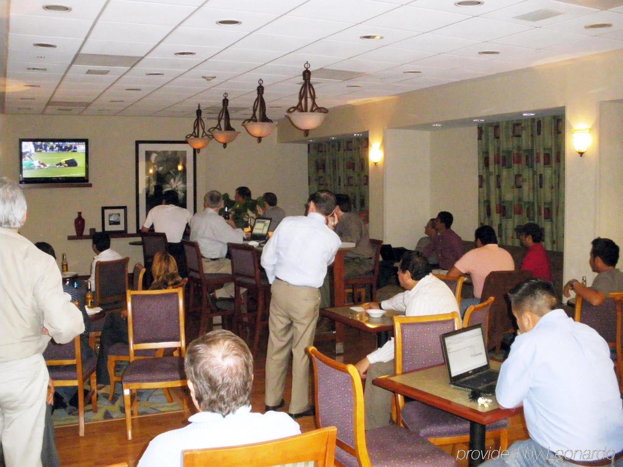 Hampton By Hilton Reynosa Zona Industrial Restaurante foto